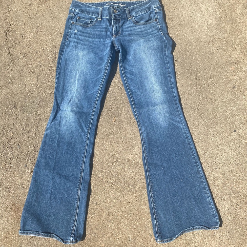 American eagle artist jeans